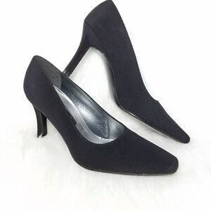 Stuart Weitzman 